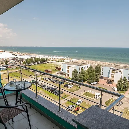 Izet *